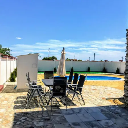 Golf House Paradise *