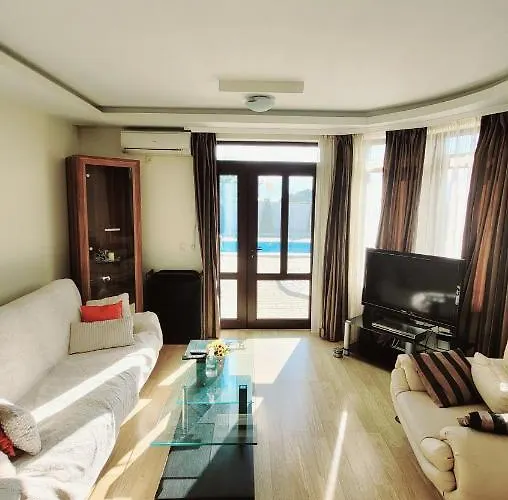 Golf House Paradise Villa *