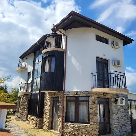 Golf House Paradise *