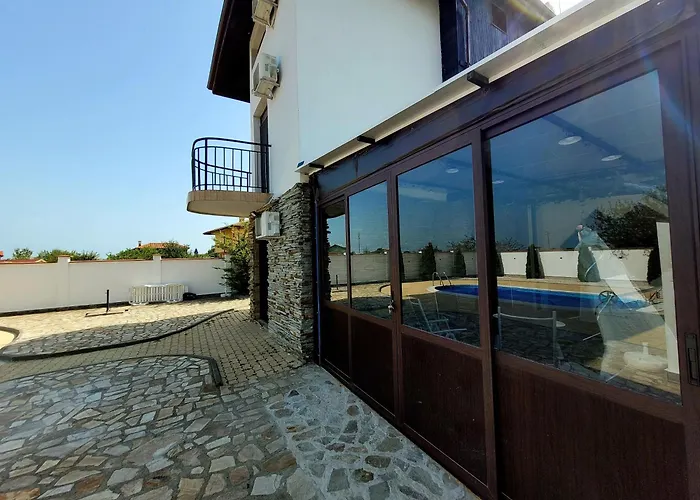 Golf House Paradise *